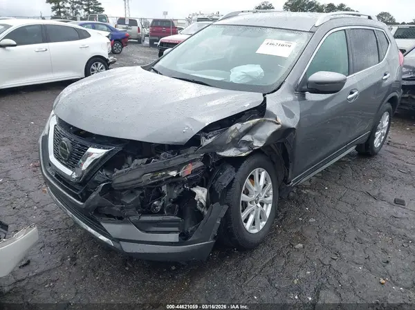 KNMAT2MT2JP574779 2018 NISSAN ROGUE - Image 2