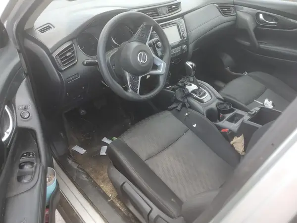 KNMAT2MT2JP575785 2018 NISSAN ROGUE - Image 8
