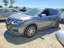 KNMAT2MT2JP575981 2018 NISSAN ROGUE