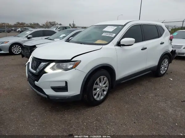 KNMAT2MT2JP576225 2018 NISSAN ROGUE - Image 2