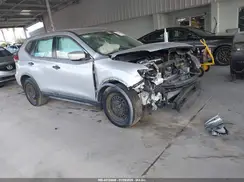 KNMAT2MT2JP578282 2018 NISSAN ROGUE