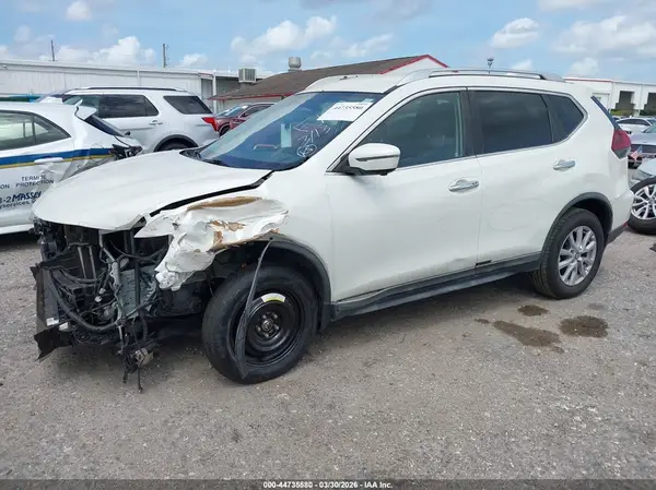 KNMAT2MT2JP582395 2018 NISSAN ROGUE - Image 2