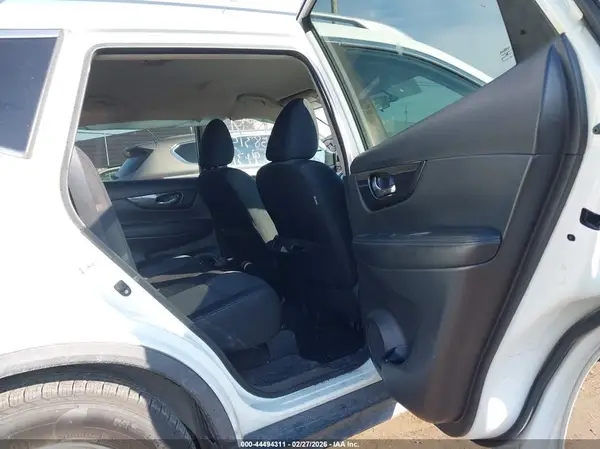 KNMAT2MT2JP583157 2018 NISSAN ROGUE - Image 8