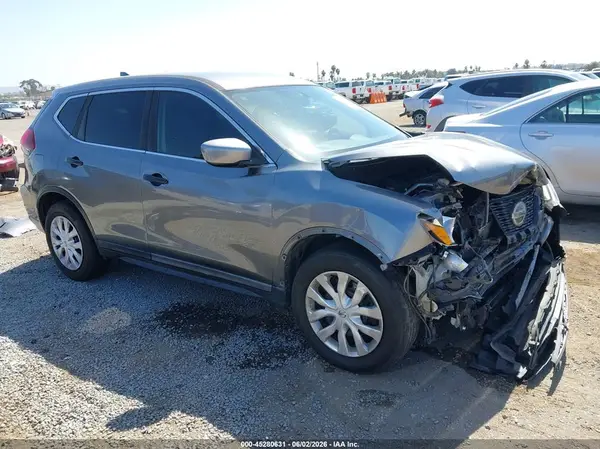 KNMAT2MT2JP583191 2018 NISSAN ROGUE - Image 1