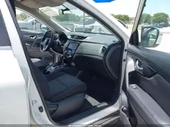 KNMAT2MT2JP588035 2018 NISSAN ROGUE