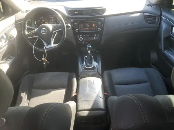 KNMAT2MT2JP589640 2018 NISSAN ROGUE - Image 8