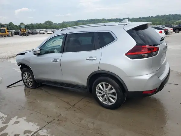 KNMAT2MT2JP590593 2018 NISSAN ROGUE - Image 2