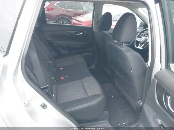 KNMAT2MT2JP594160 2018 NISSAN ROGUE - Image 8