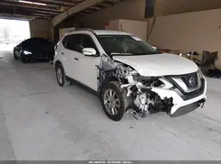 KNMAT2MT2JP595082 2018 NISSAN ROGUE