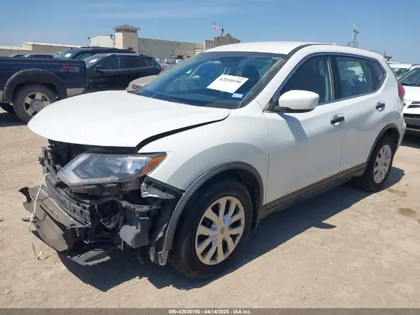 KNMAT2MT2JP595535 2018 NISSAN ROGUE - Image 2
