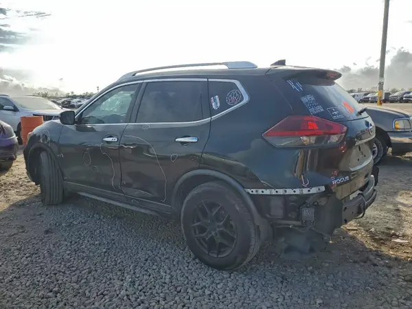 KNMAT2MT2JP596930 2018 NISSAN ROGUE - Image 2