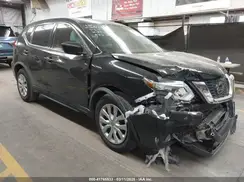 KNMAT2MT2JP600930 2018 NISSAN ROGUE