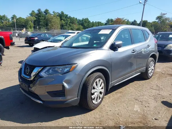 KNMAT2MT2JP602824 2018 NISSAN ROGUE - Image 2