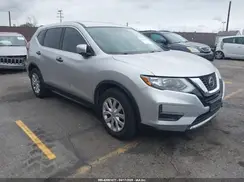 KNMAT2MT2JP605822 2018 NISSAN ROGUE