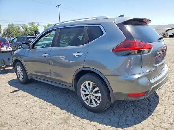 KNMAT2MT2JP607232 2018 NISSAN ROGUE - Image 2