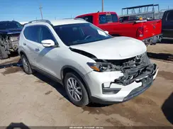 KNMAT2MT2JP610339 2018 NISSAN ROGUE