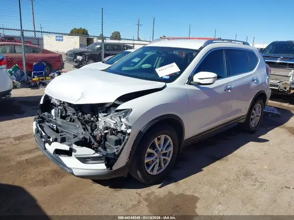 KNMAT2MT2JP610339 2018 NISSAN ROGUE - Image 2