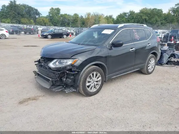 KNMAT2MT2JP621406 2018 NISSAN ROGUE - Image 2