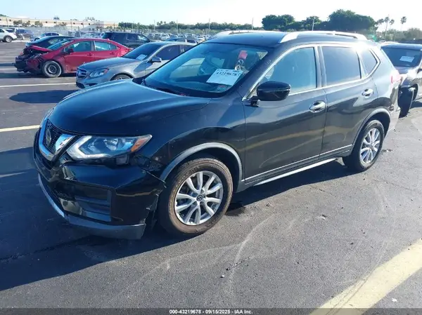 KNMAT2MT2KP504068 2019 NISSAN ROGUE - Image 2