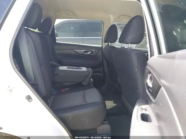 KNMAT2MT2KP543145 2019 NISSAN ROGUE - Image 8