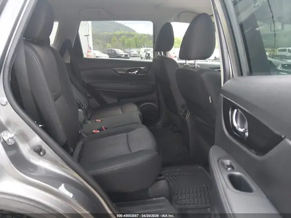 KNMAT2MT2KP554744 2019 NISSAN ROGUE - Image 8
