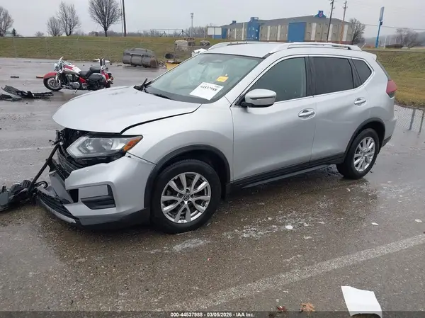 KNMAT2MT2KP557949 2019 NISSAN ROGUE - Image 2