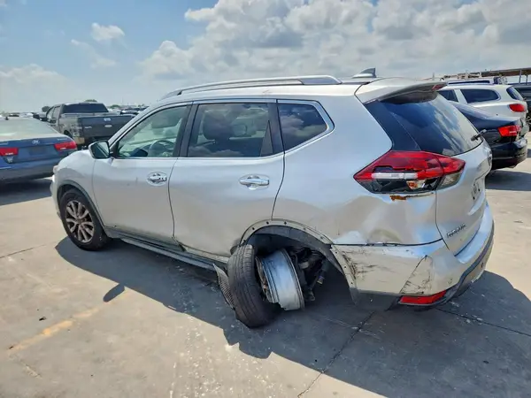 KNMAT2MT2LP503696 2020 NISSAN ROGUE - Image 2