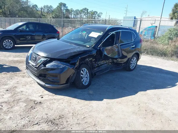 KNMAT2MT2LP526797 2020 NISSAN ROGUE - Image 2