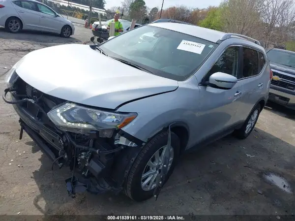 KNMAT2MT2LP533801 2020 NISSAN ROGUE - Image 2