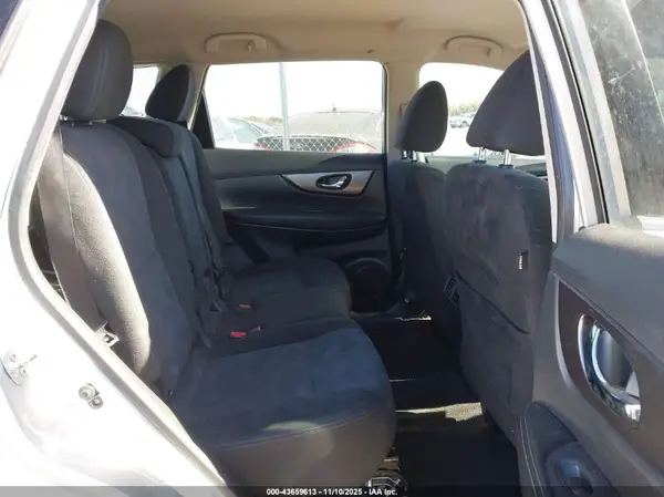 KNMAT2MT3GP595620 2016 NISSAN ROGUE - Image 8