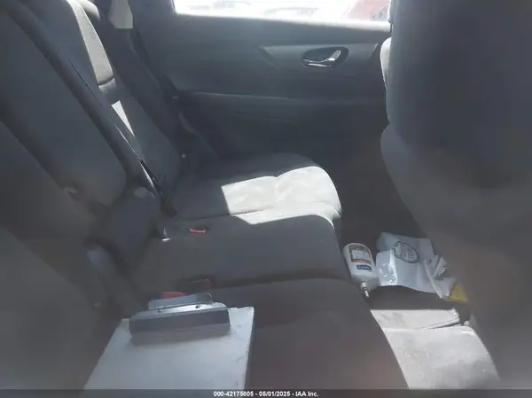 KNMAT2MT3GP600623 2016 NISSAN ROGUE - Image 8
