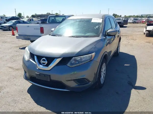 KNMAT2MT3GP600797 2016 NISSAN ROGUE - Image 2