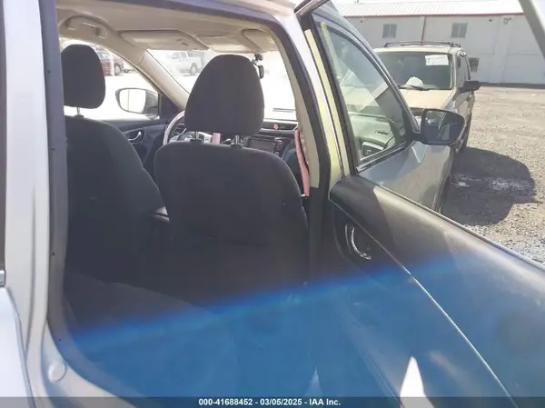 KNMAT2MT3GP610231 2016 NISSAN ROGUE - Image 8
