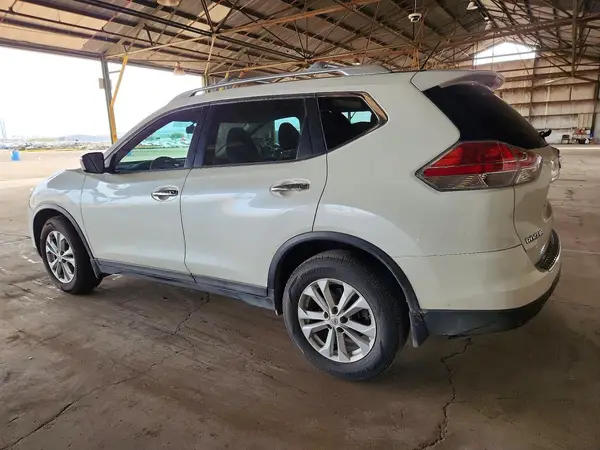 KNMAT2MT3GP617390 2016 NISSAN ROGUE - Image 2