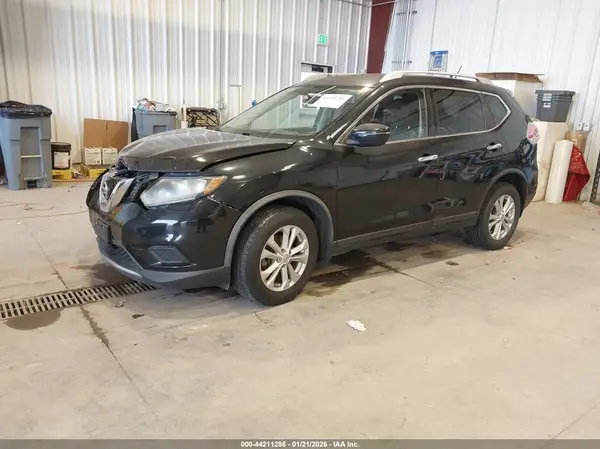 KNMAT2MT3GP621973 2016 NISSAN ROGUE - Image 2