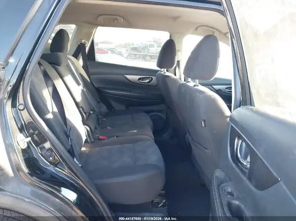 KNMAT2MT3GP627546 2016 NISSAN ROGUE - Image 8