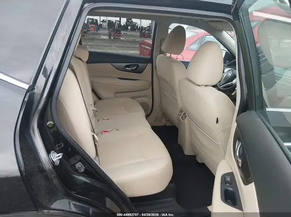 KNMAT2MT3GP631015 2016 NISSAN ROGUE - Image 8