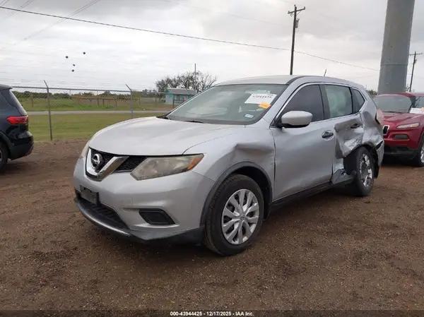 KNMAT2MT3GP637638 2016 NISSAN ROGUE - Image 2
