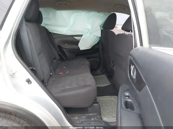 KNMAT2MT3GP637638 2016 NISSAN ROGUE - Image 8