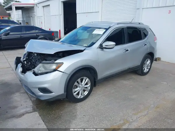 KNMAT2MT3GP666119 2016 NISSAN ROGUE - Image 2