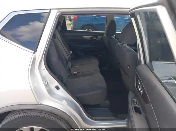 KNMAT2MT3GP666119 2016 NISSAN ROGUE - Image 8