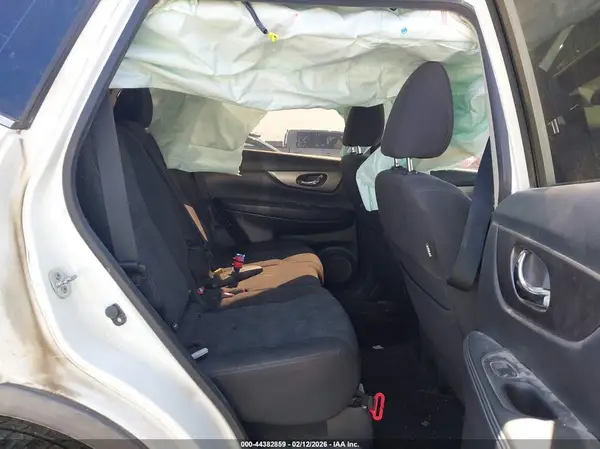 KNMAT2MT3GP670347 2016 NISSAN ROGUE - Image 8