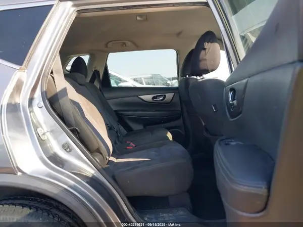 KNMAT2MT3GP674558 2016 NISSAN ROGUE - Image 8