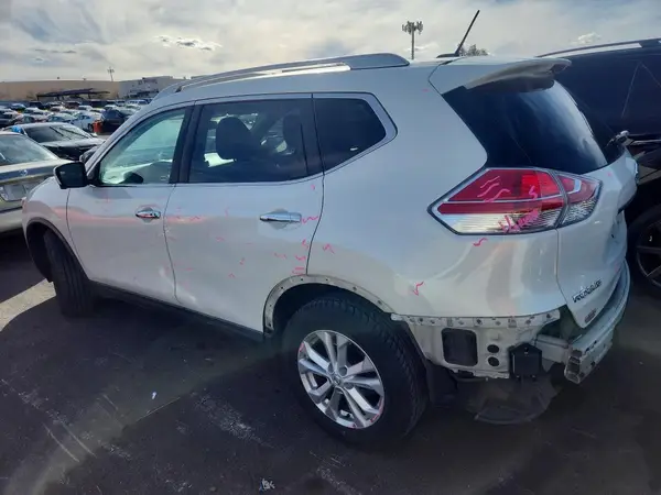 KNMAT2MT3GP704125 2016 NISSAN ROGUE - Image 2