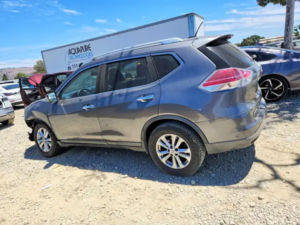KNMAT2MT3GP707753 2016 NISSAN ROGUE - Image 2