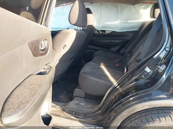 KNMAT2MT3GP713181 2016 NISSAN ROGUE - Image 8
