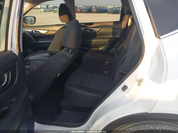 KNMAT2MT3GP718350 2016 NISSAN ROGUE - Image 8