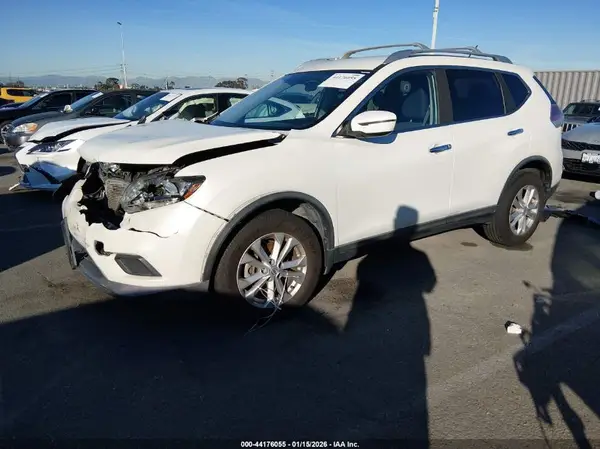 KNMAT2MT3GP720681 2016 NISSAN ROGUE - Image 2