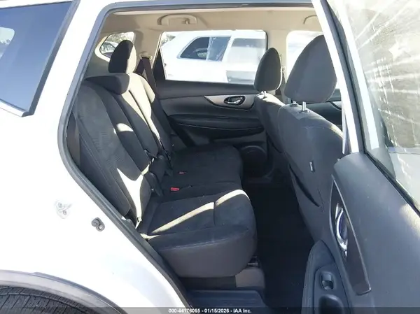 KNMAT2MT3GP720681 2016 NISSAN ROGUE - Image 8