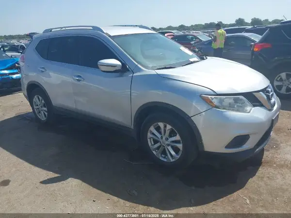 KNMAT2MT3GP732037 2016 NISSAN ROGUE - Image 1